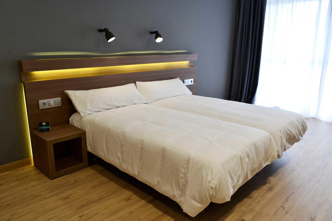 Economy Twin Room,695248389:JPEG