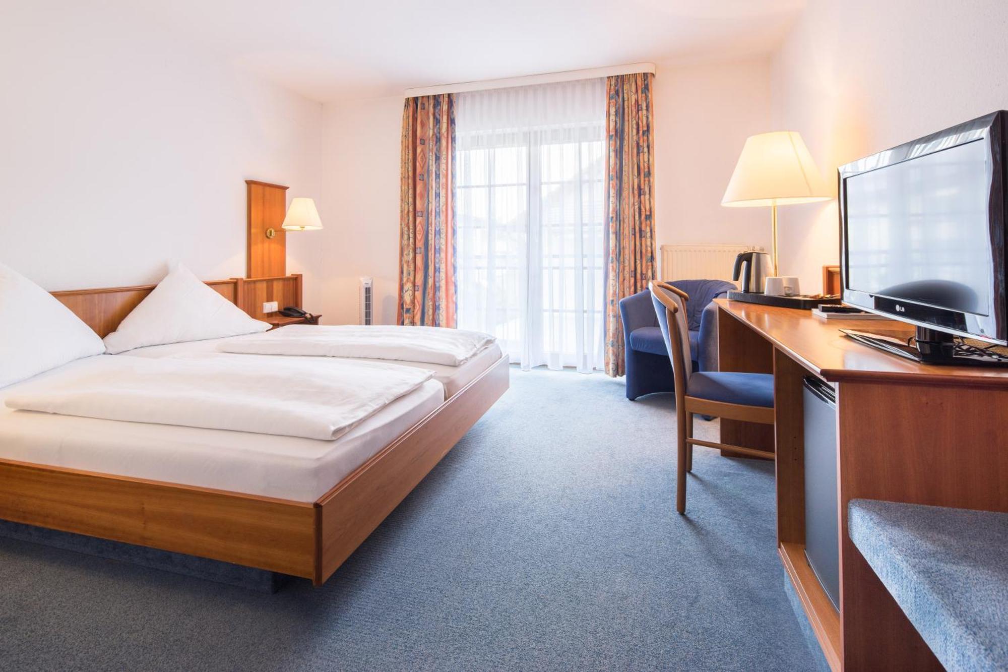 Double Room,779555685:JPEG