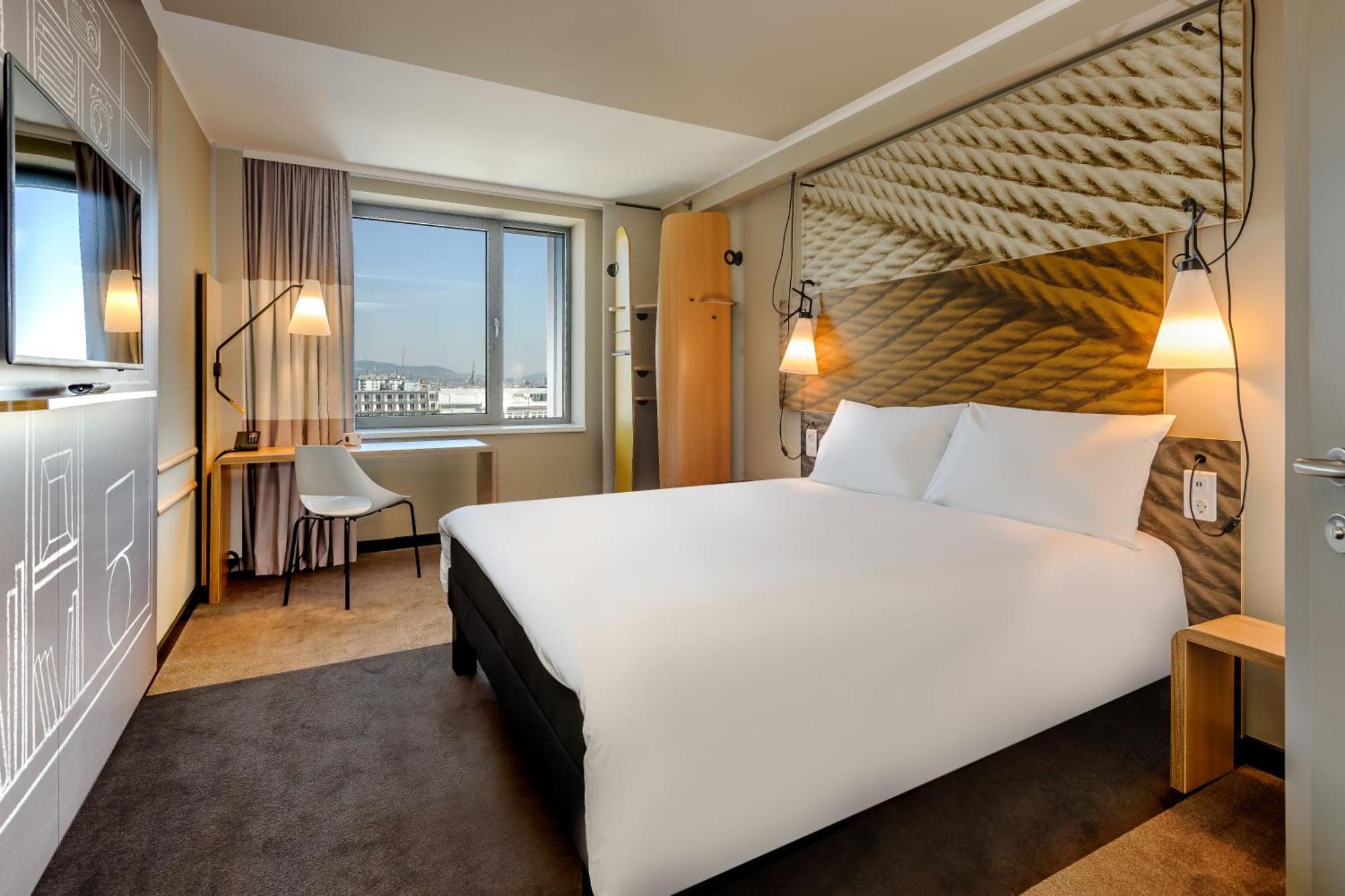 Double Room,712641376:JPEG