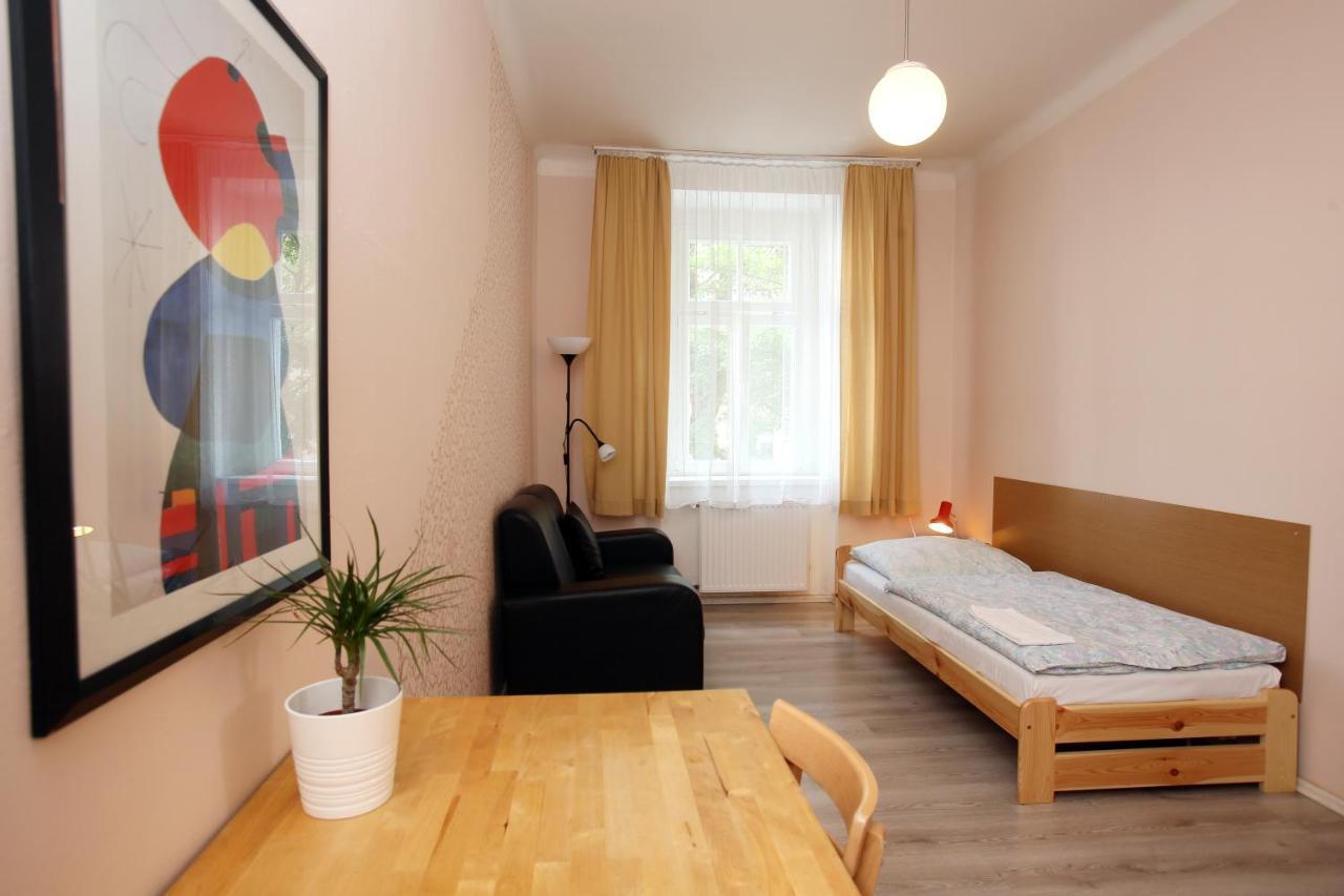 Camera Singola con Bagno in Comune