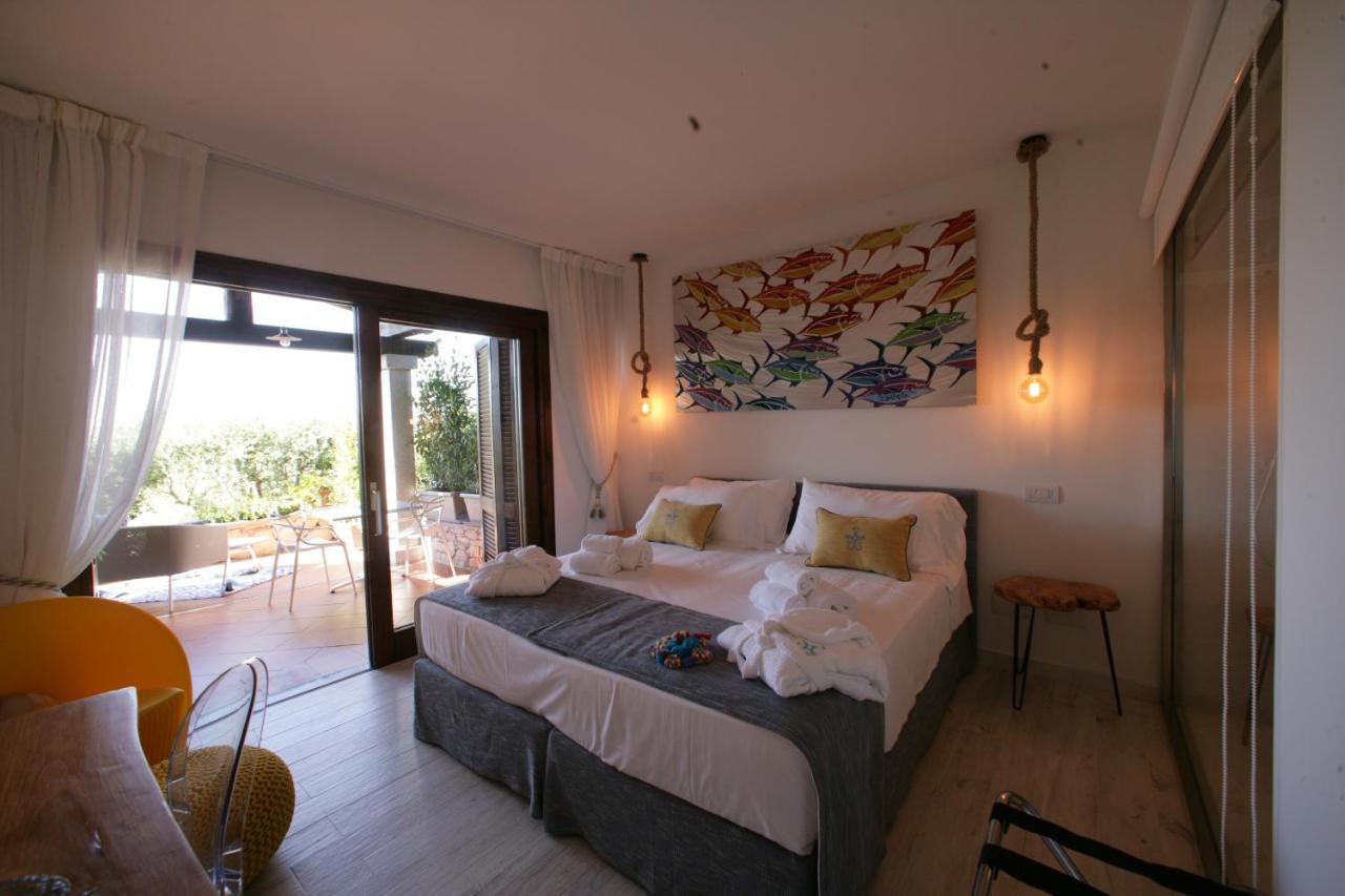 Deluxe Double Room with Balcony and Sea View,719510203:JPEG