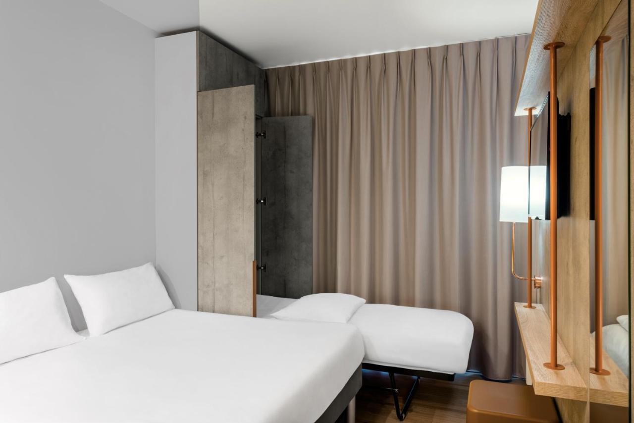 Triple Room,1264189327:JPEG