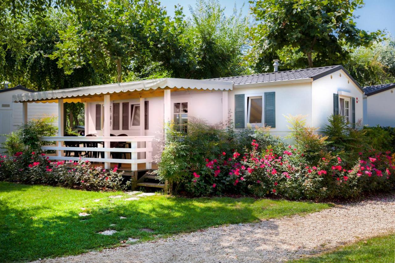 Three-Bedroom Chalet,1066252825:JPEG