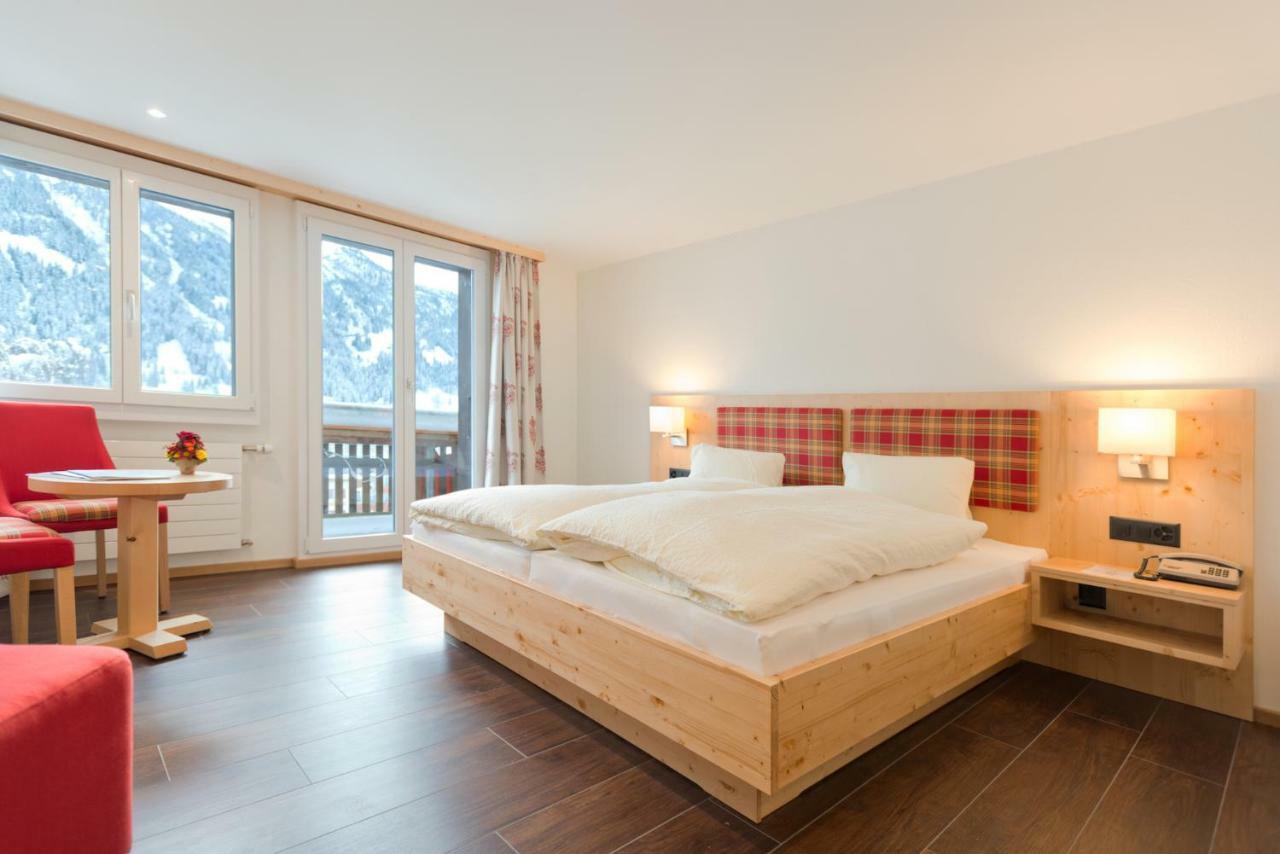 Superior Double Room with Eiger View,1246301671:JPEG