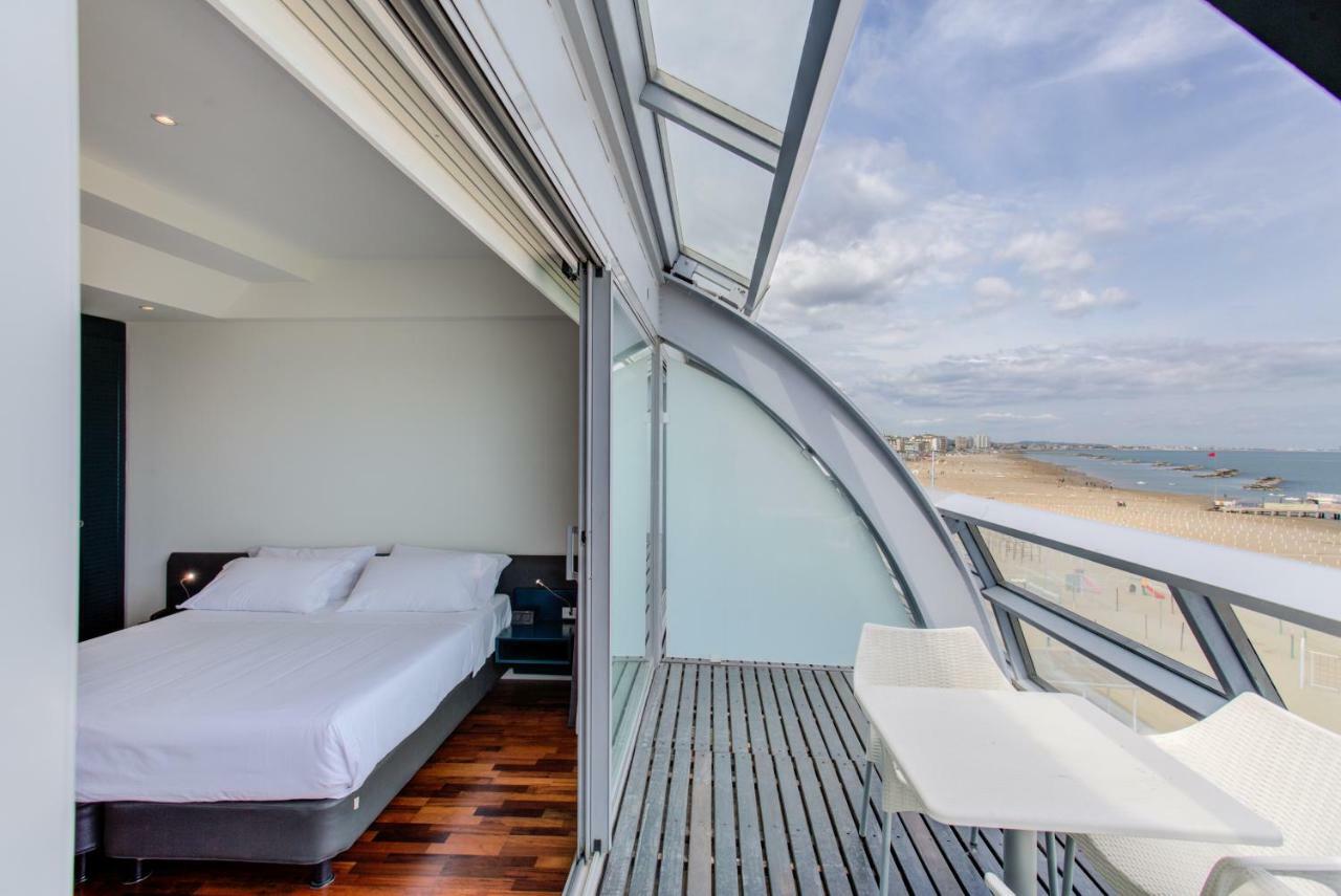 Standard Triple Room Sea View balcony,800138547:JPEG