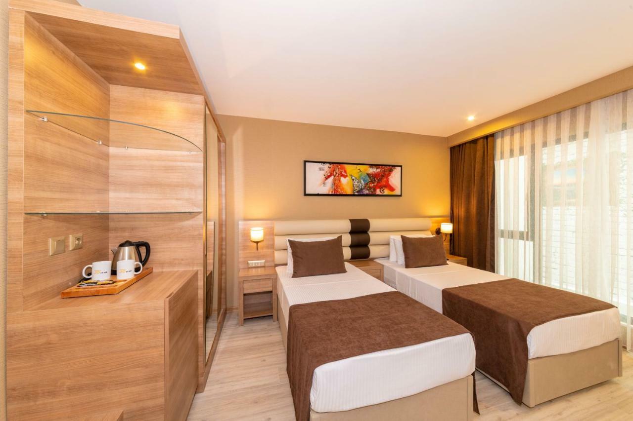 Standard Room,806178795:JPEG