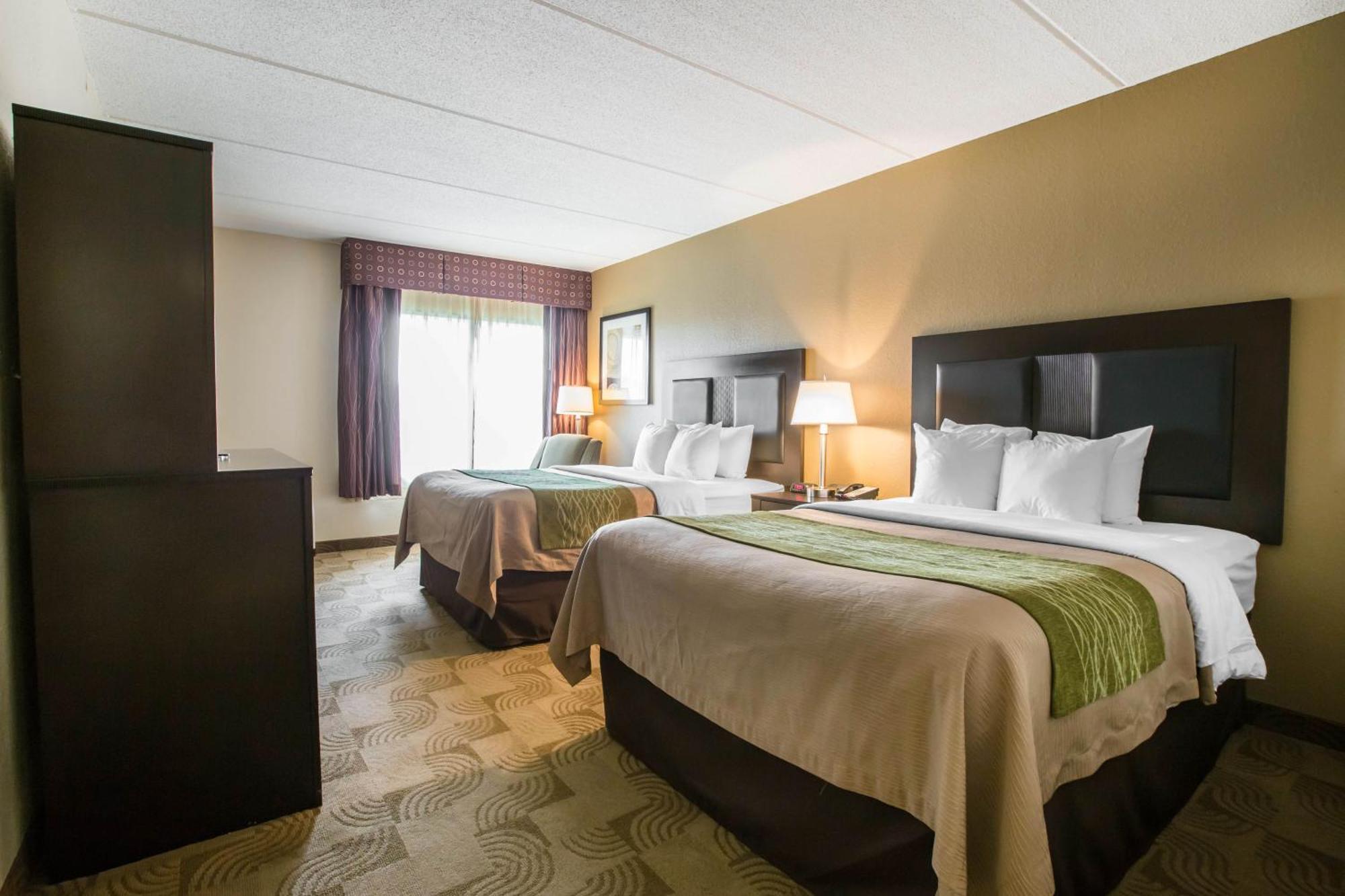 Queen Room with Two Queen Beds - Non-Smoking