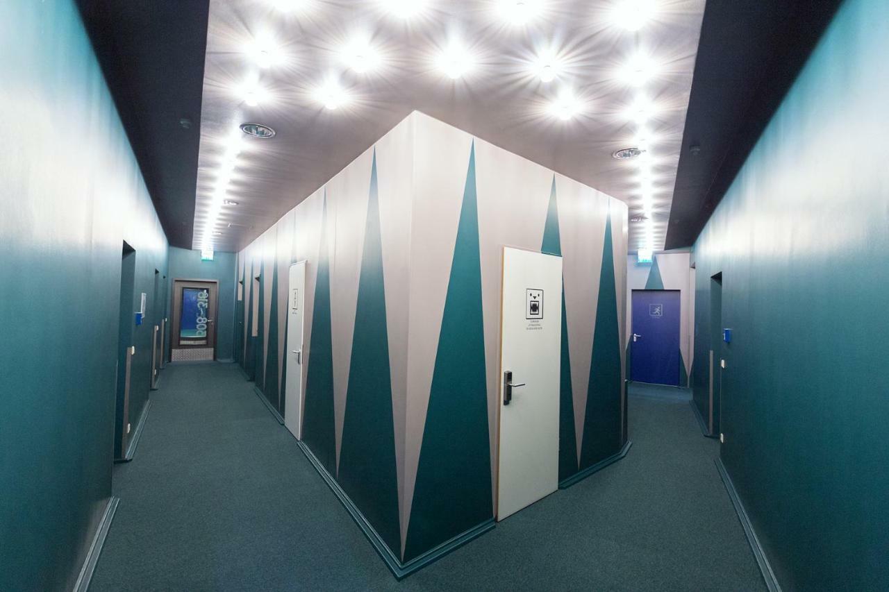 Single Room with Shared Bathroom,1173575829:JPEG