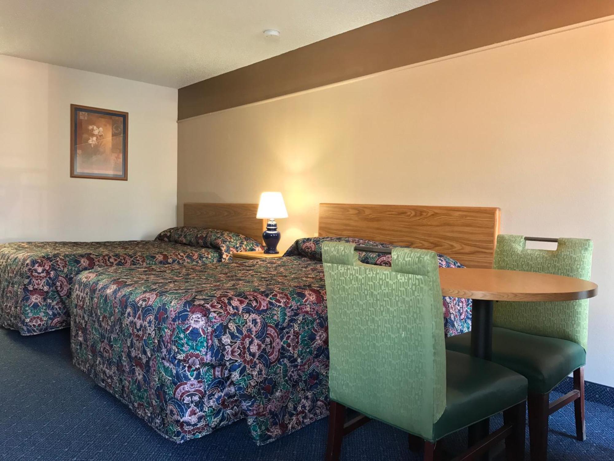Double Room with Two Double Beds - Smoking,844781993:JPEG