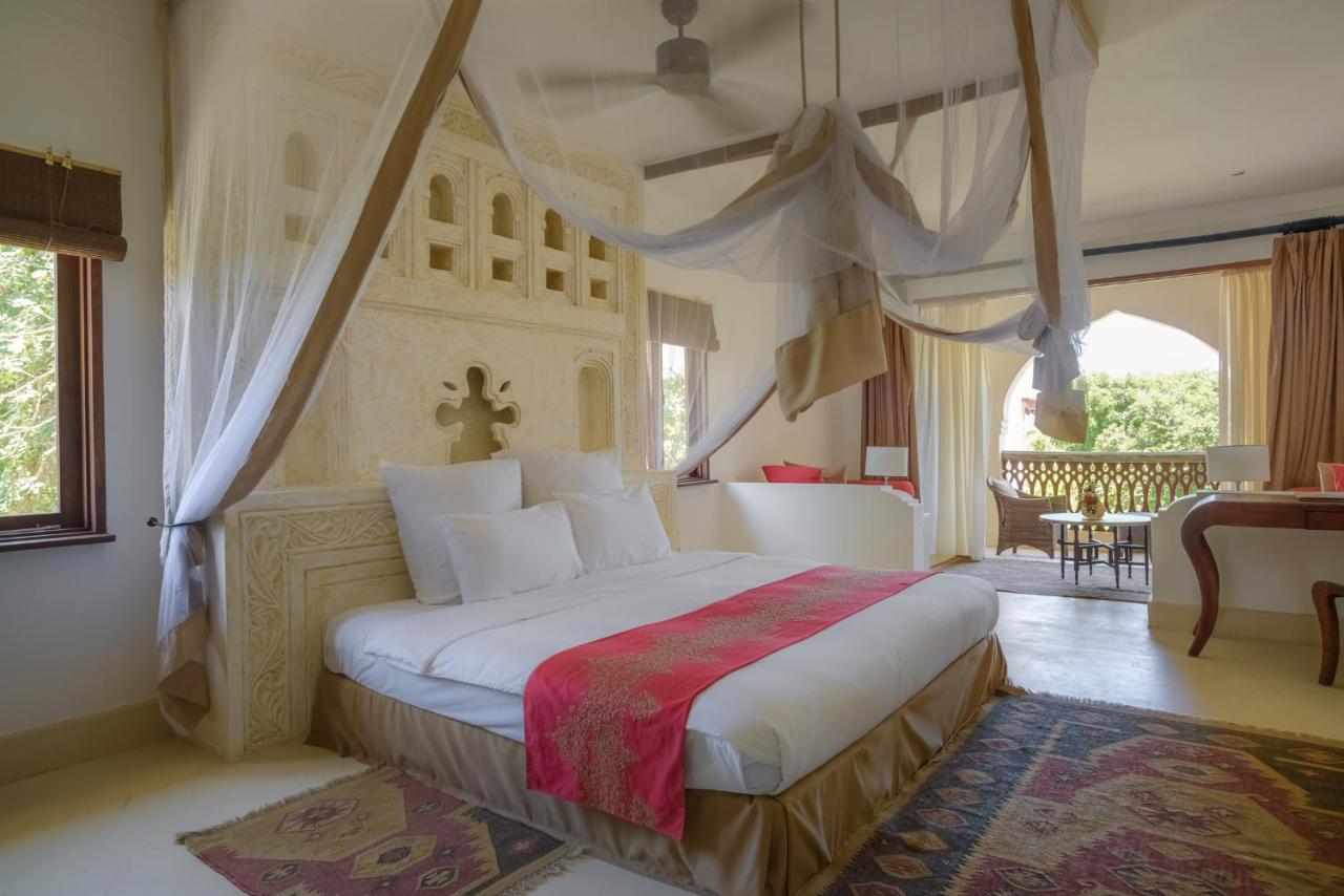 Deluxe Double or Twin Room with Balcony