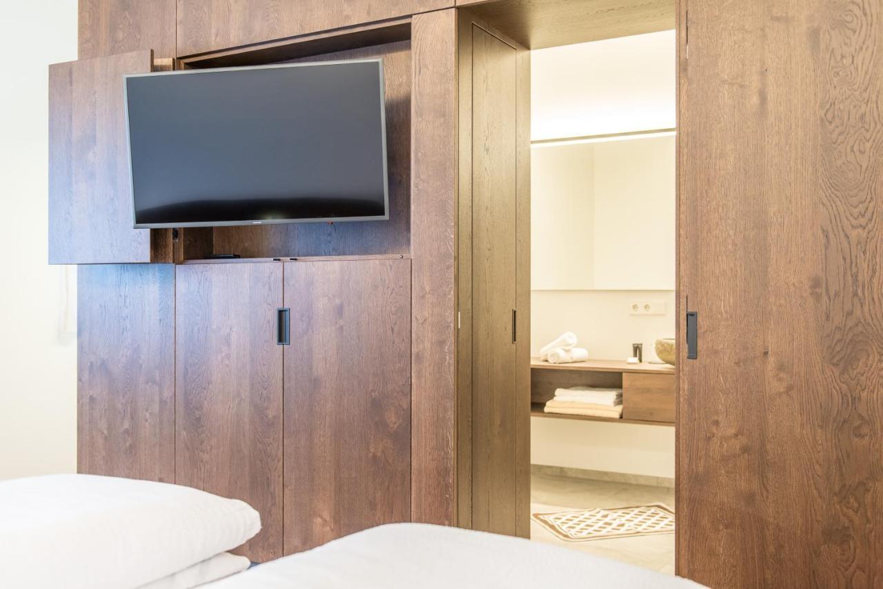 Studio Apartment,953149273:JPEG