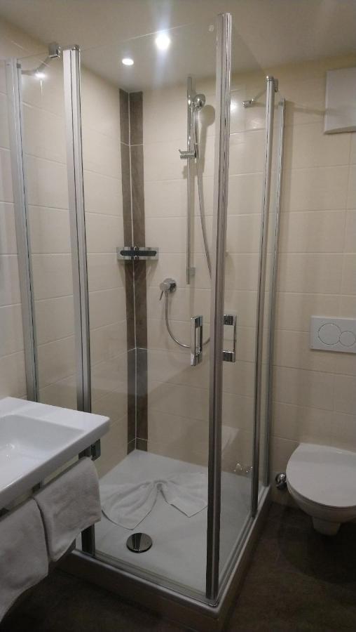Single Room,1259655688:JPEG