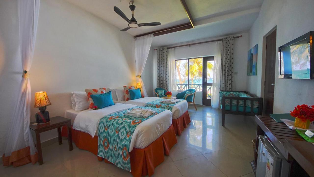 Double Beachfront Room,1000805640:JPEG