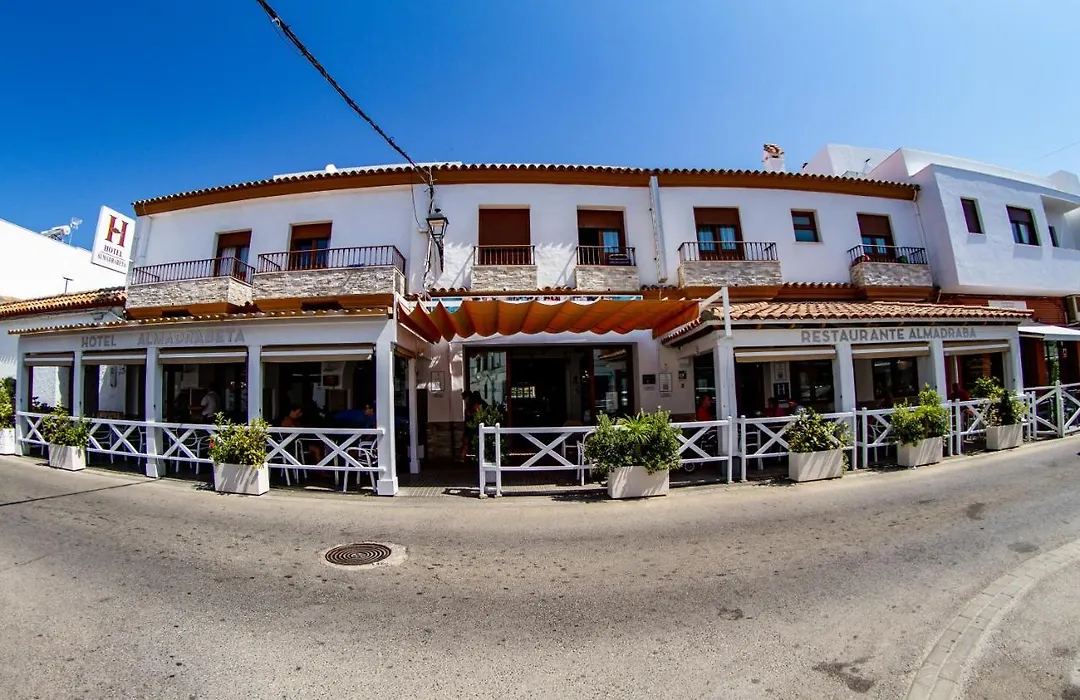 Hotel Almadraba-1