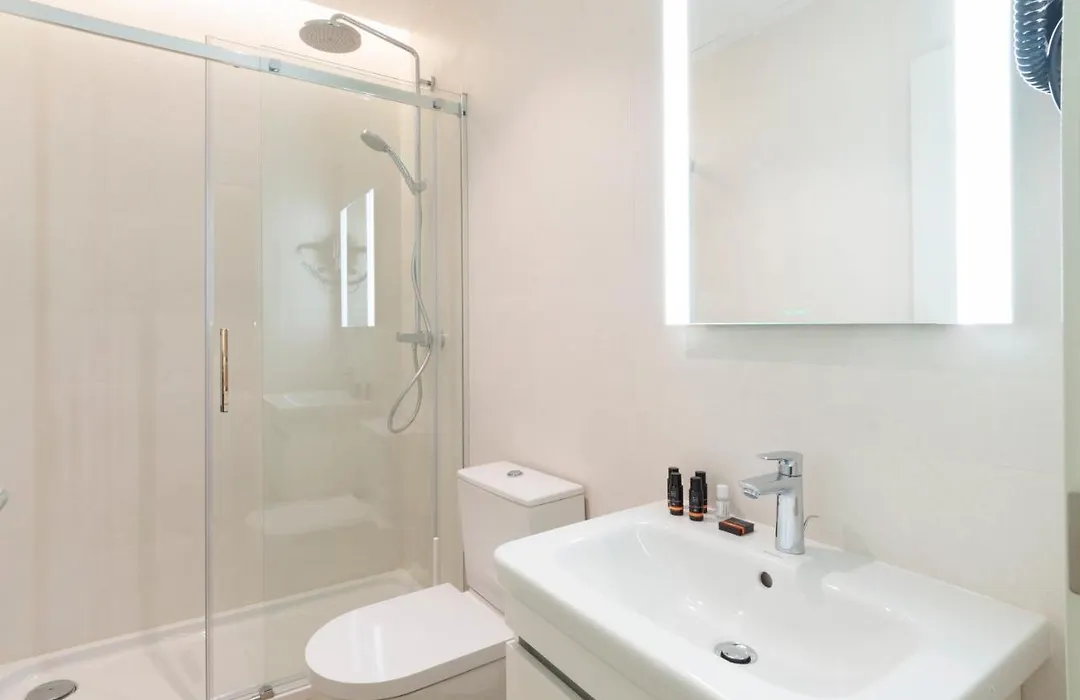 Prado Rooms 46-1