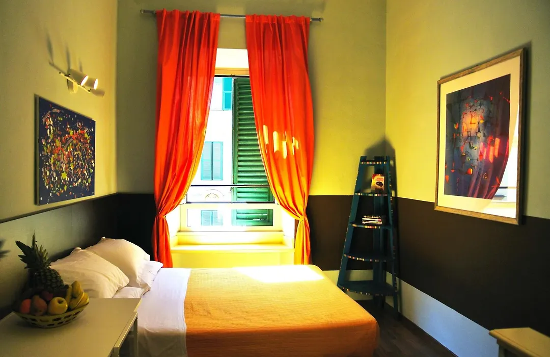 Hotel Colors-1