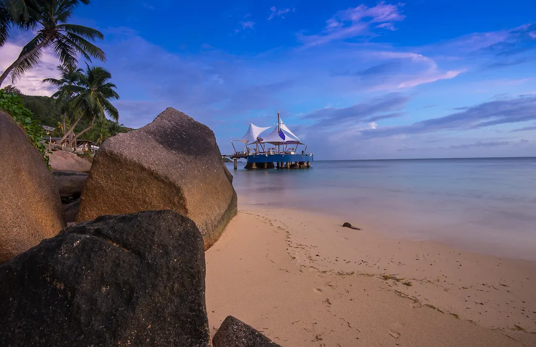 Coco De Mer Hotel And Black Parrot Suites-1