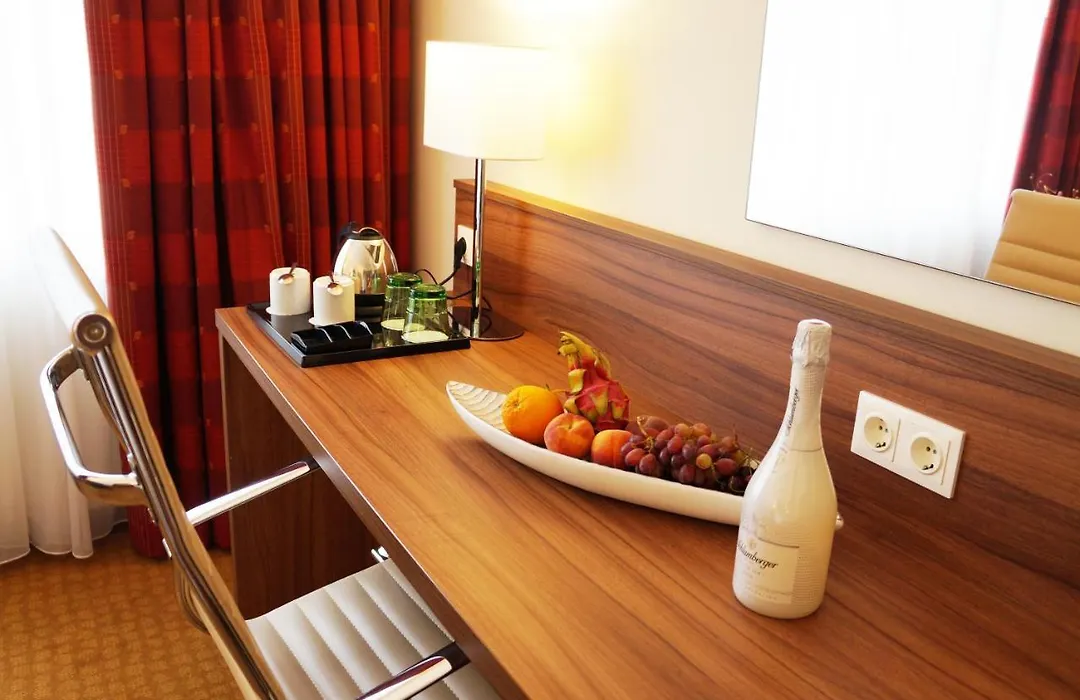 Carathotel Wien City Park-1