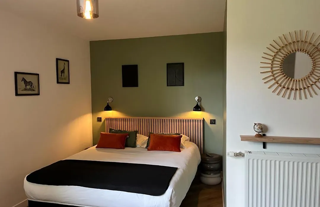 Le Clos Du Pontic Logis et Cit'Hotel-1