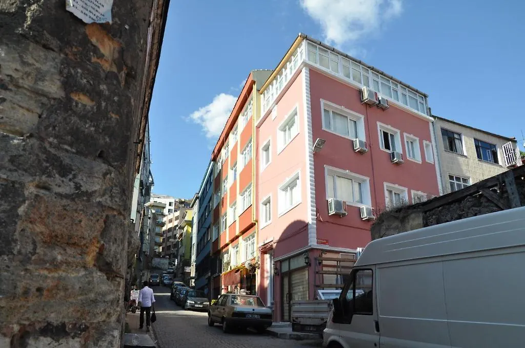 Huxley Hotel And Aparts Old City-1