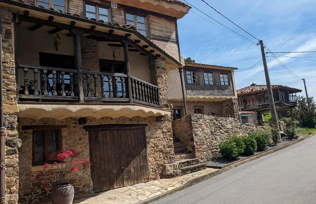 Las Casas de Isu-1