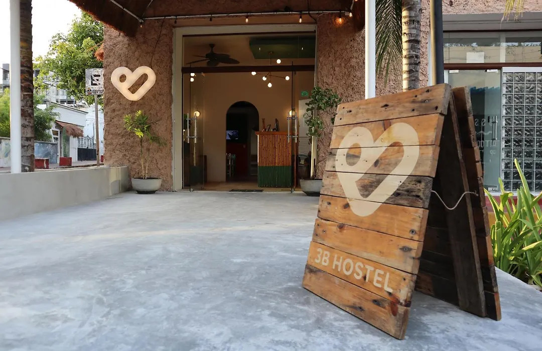 3B Wellness Hotel & Hostel Adults Only-1