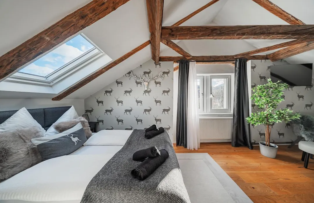 Innsbruck City Chalet-1
