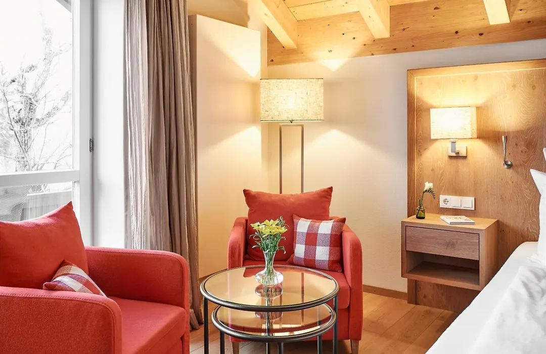 Hotel Gsteig-1