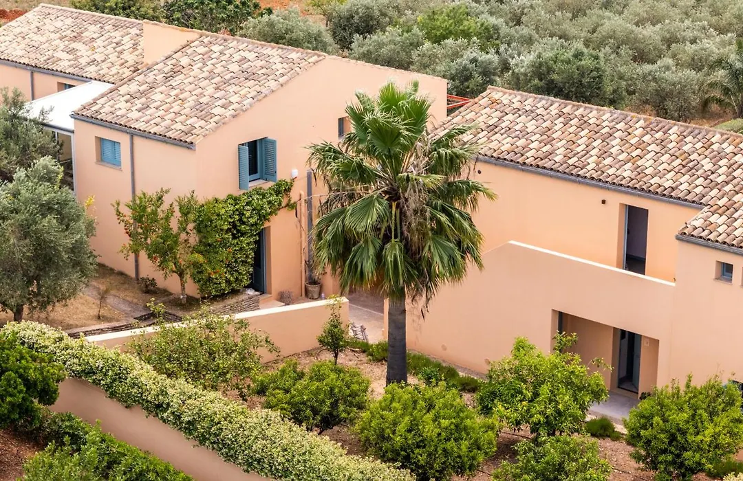 Planeta Country House & Beach Club-1