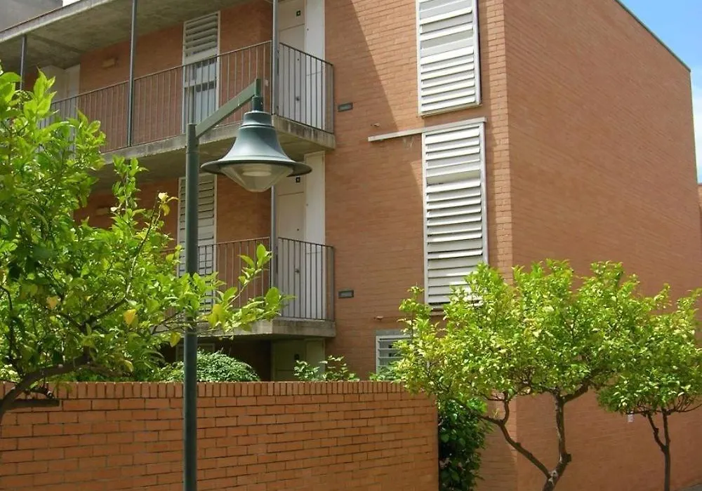 Students Only- Residencia Universitaria Alberto Jimenez-1