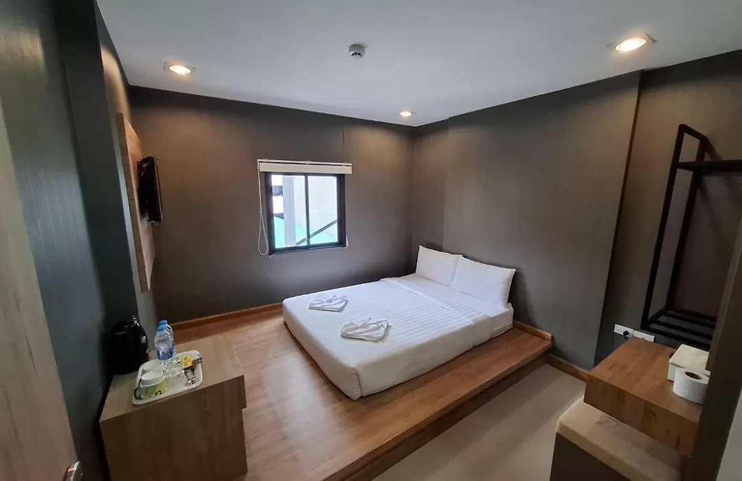Collection O Pratunam 19 Hotel-1