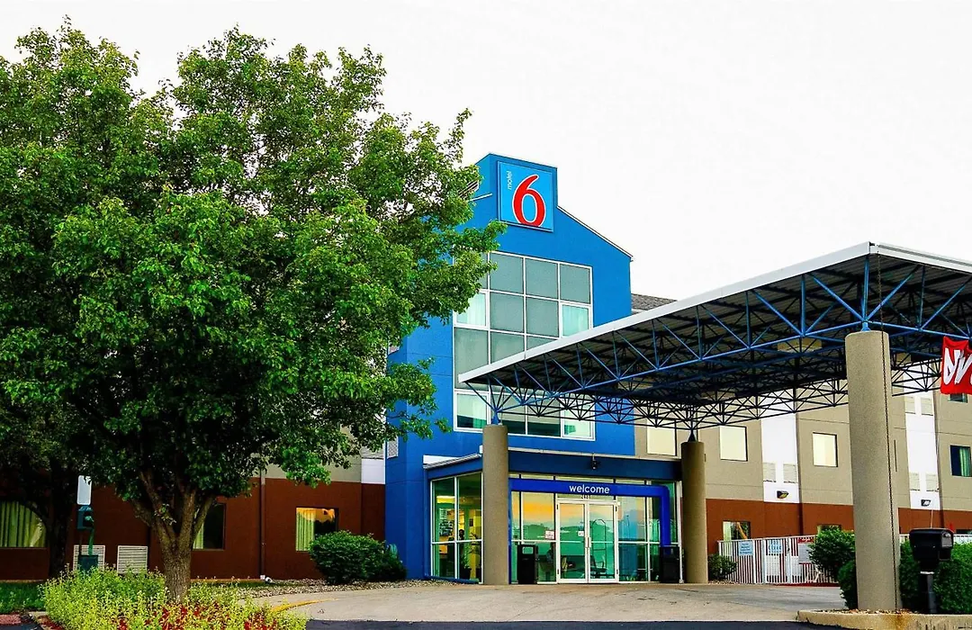 Motel 6-Caseyville, Il - Caseyville Il-1
