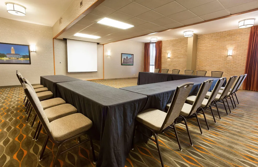 Drury Inn & Suites Austin North-1