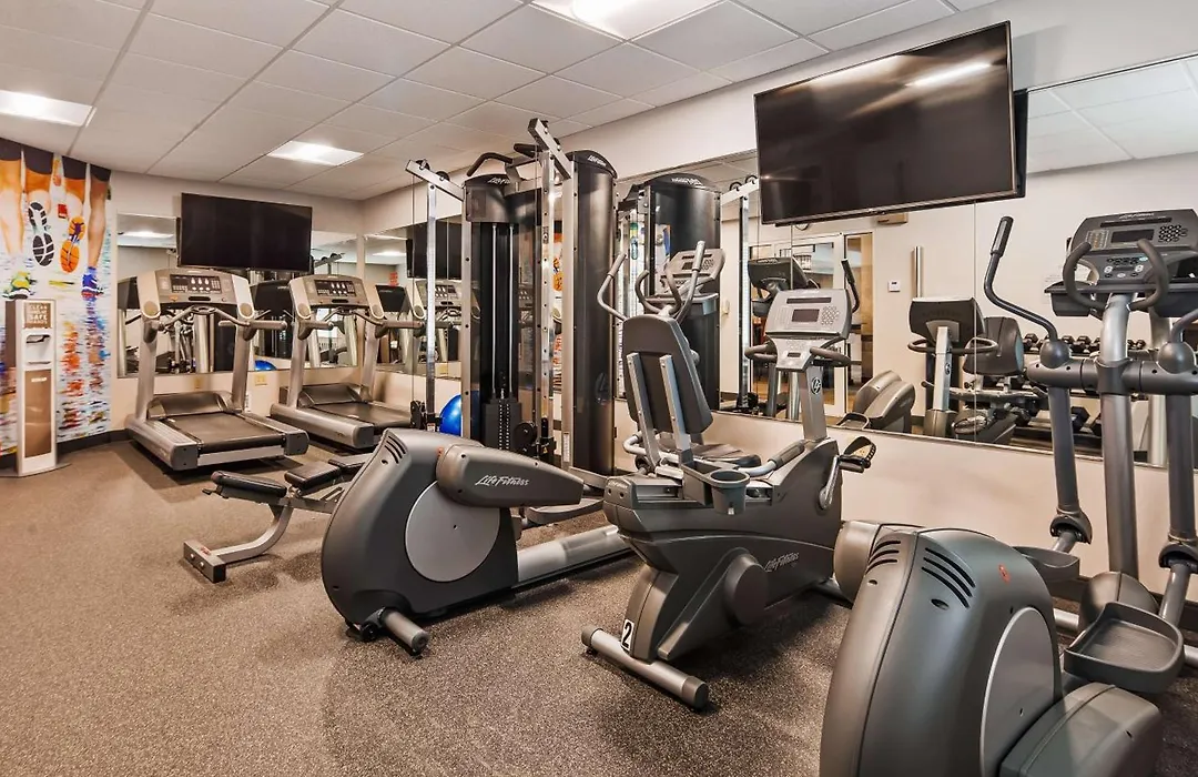 Best Western Plus Hudson I-94-1