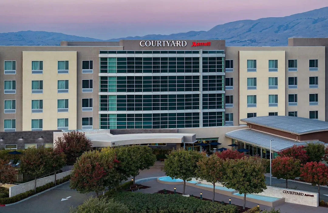 Courtyard By Marriott San Jose North/ Silicon Valley-1