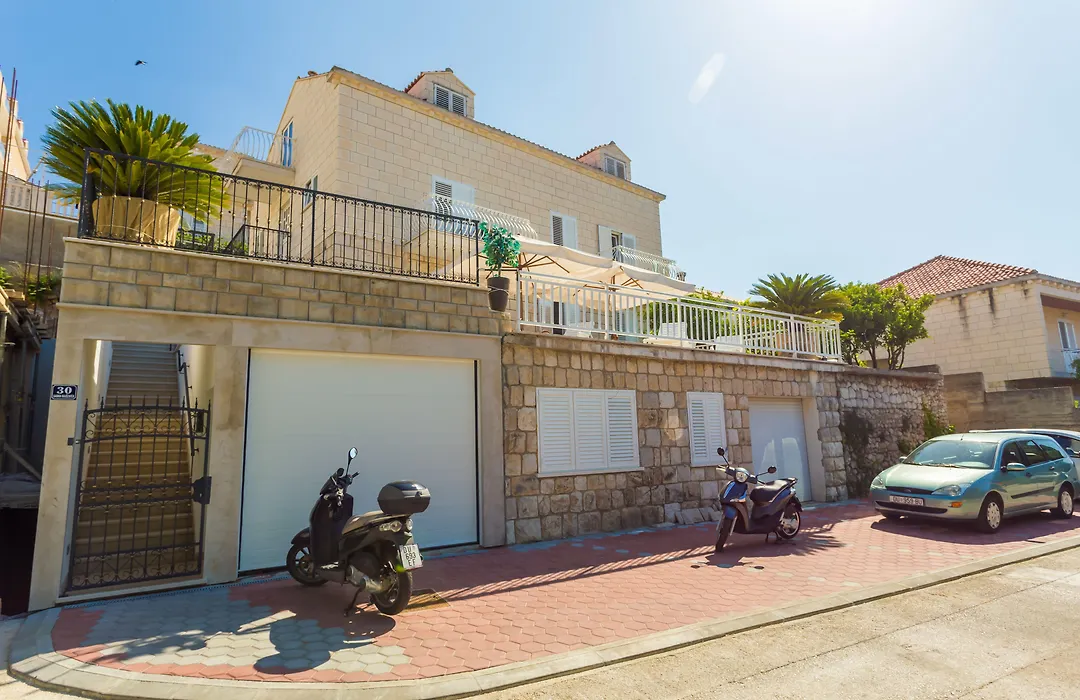 Villa Kate Dadic-1