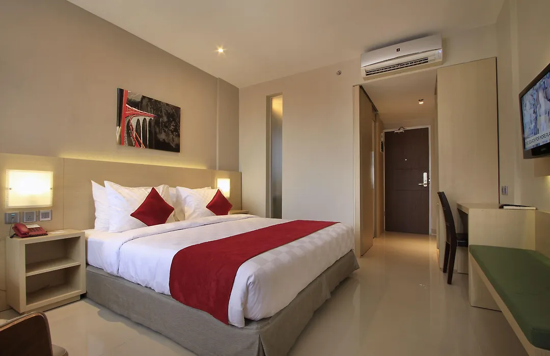 Ohana Hotel Kuta-1