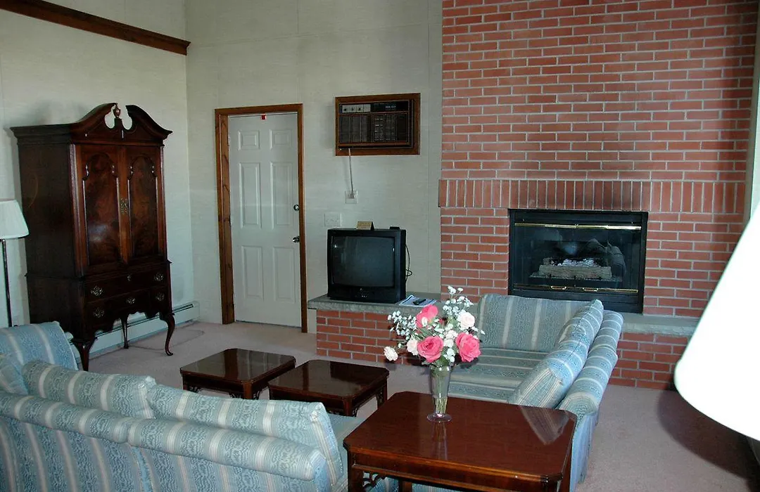 Lockport Inn And Suites-1
