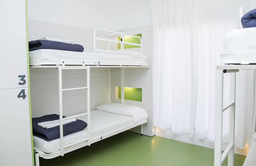 Sant Jordi Hostels Gracia-1