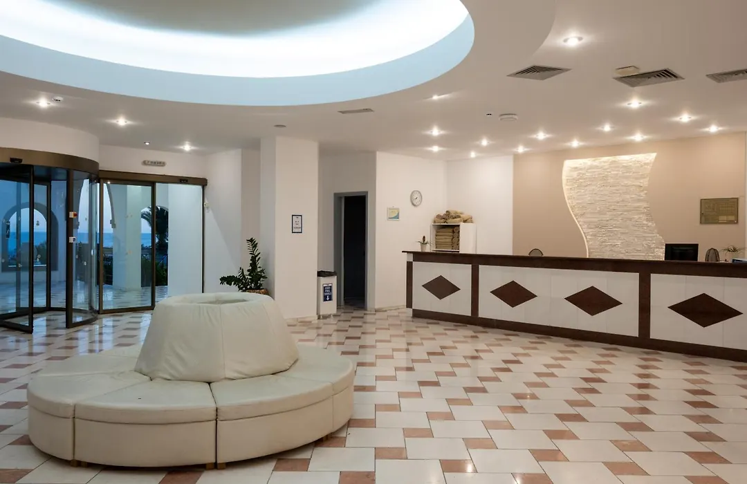 Mare Village-1