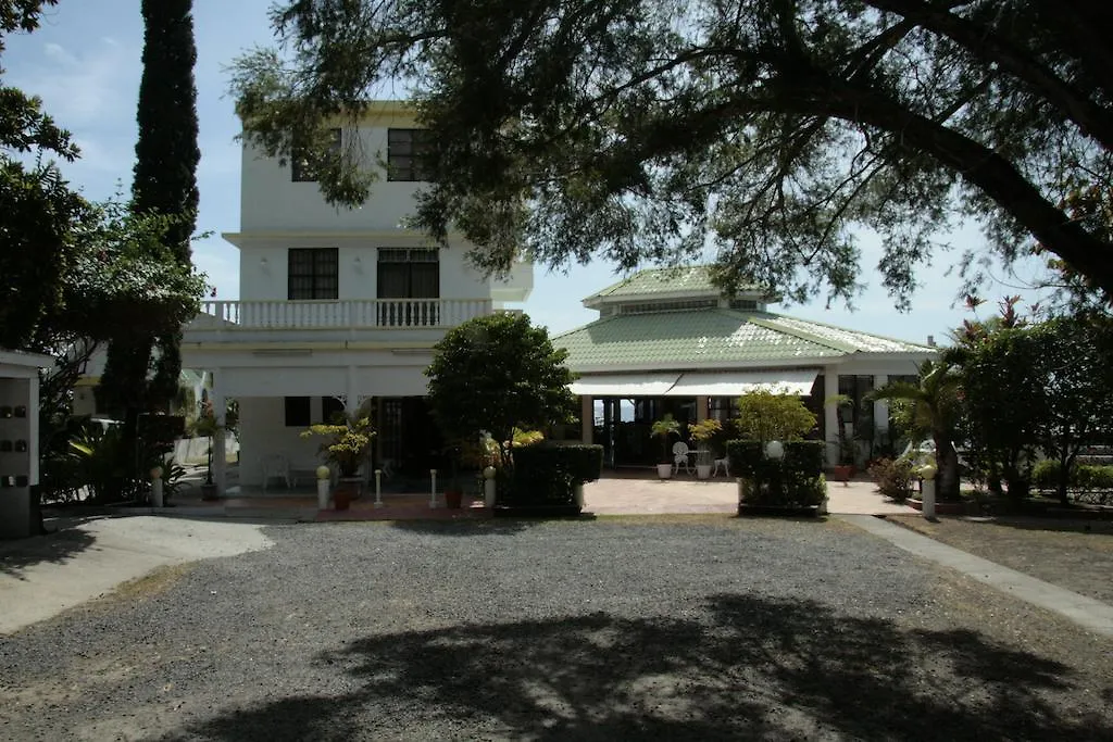 Evergreen Hotel-1