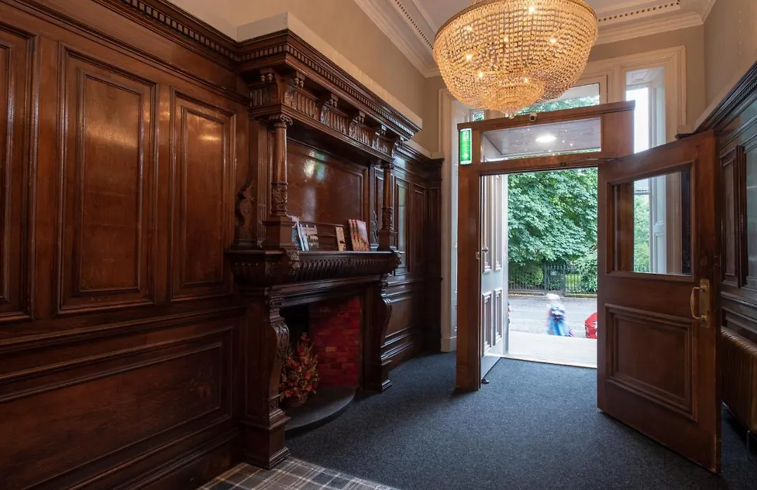 Grosvenor Suites-1