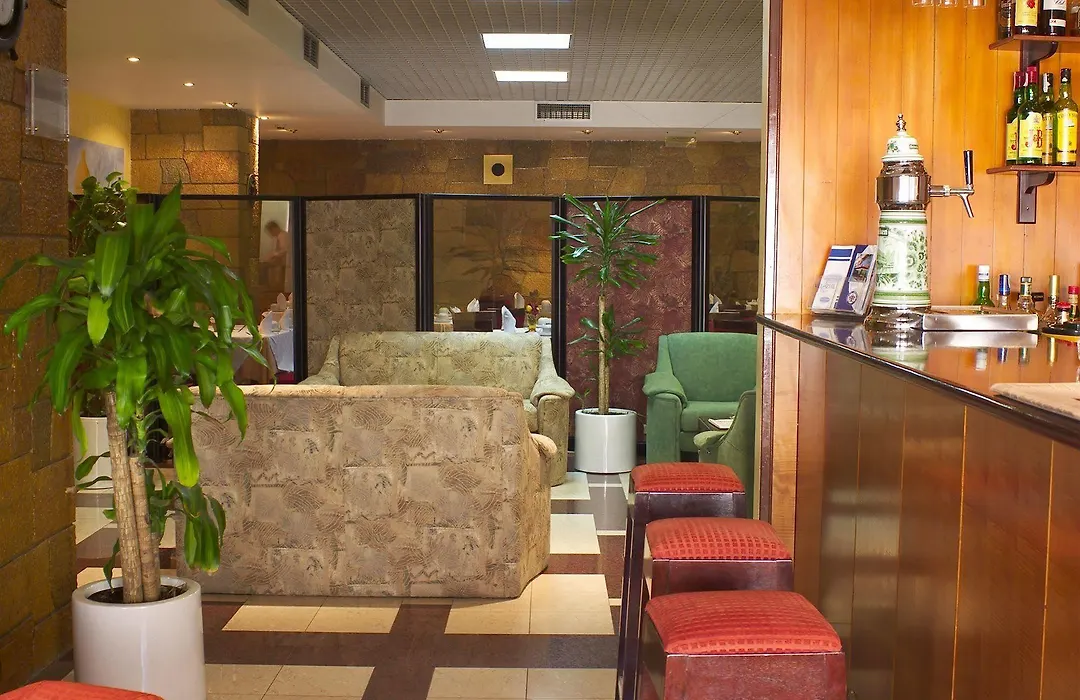 Hotel Jorge V-1