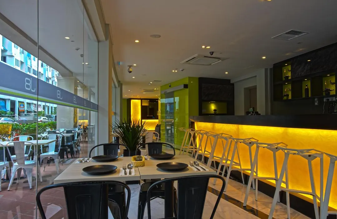 J8 Hotel-1