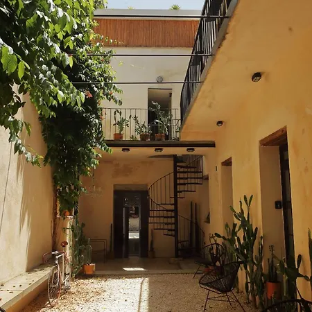 Fixie Lofts - Colonial Villa Suites With Pool-3