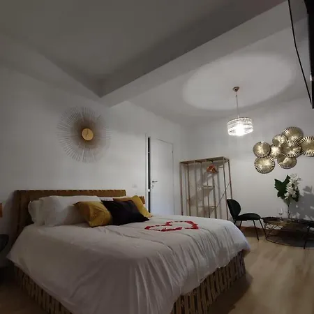 Vatican Luxury Apartment-3