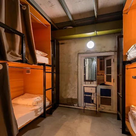 Chinatown Hostel By Mingle - Rooftop Private Jacuzzi With Bar-3