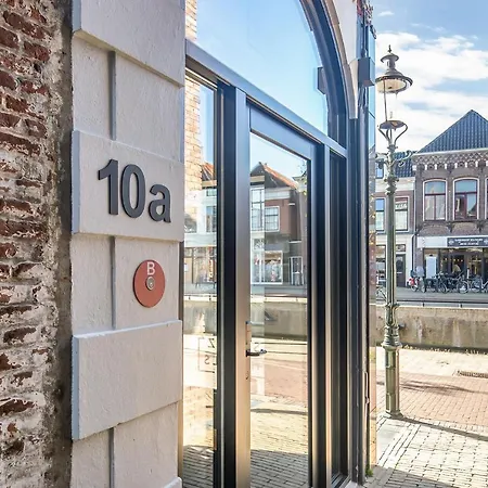 Snoozz Hotels Bolsward Boutique hotel zonder receptie met digitale sleutel-2