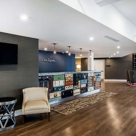 Envision Hotel Boston-Everett-3