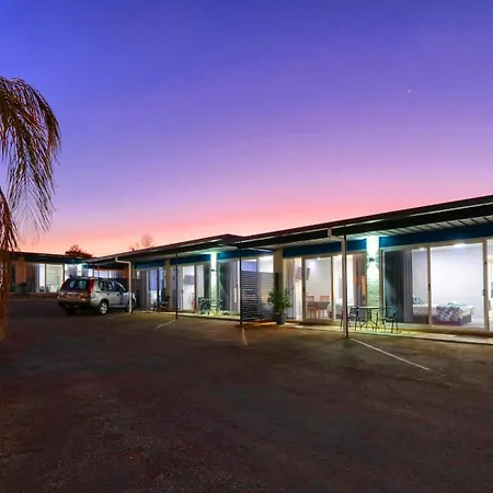 Hilltop Motel-2